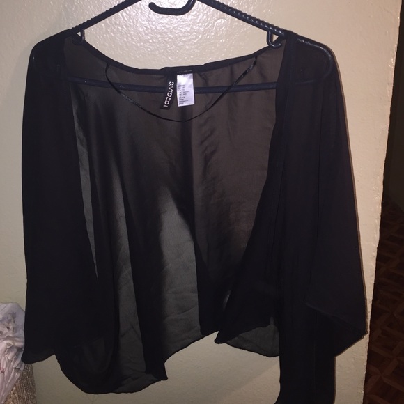 Cute sheer cardigan - Picture 1 of 2