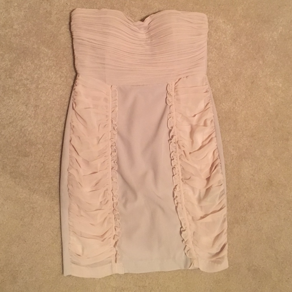 Strapless taupe dress