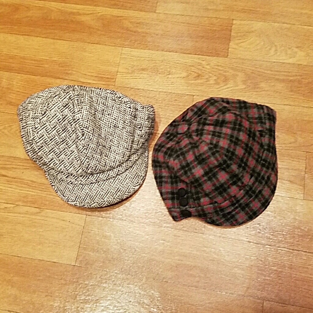 2 hats