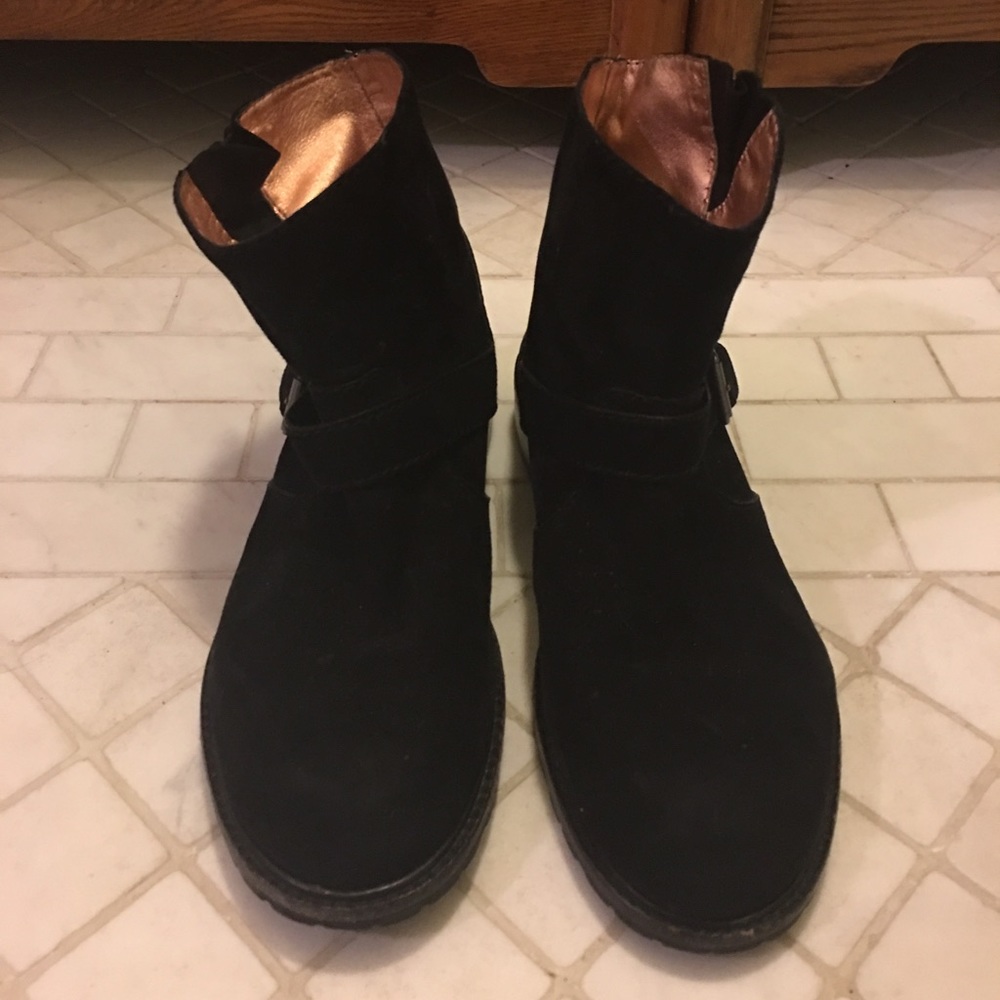 Marc by Marc Jacobs black suede booties sz 7.5