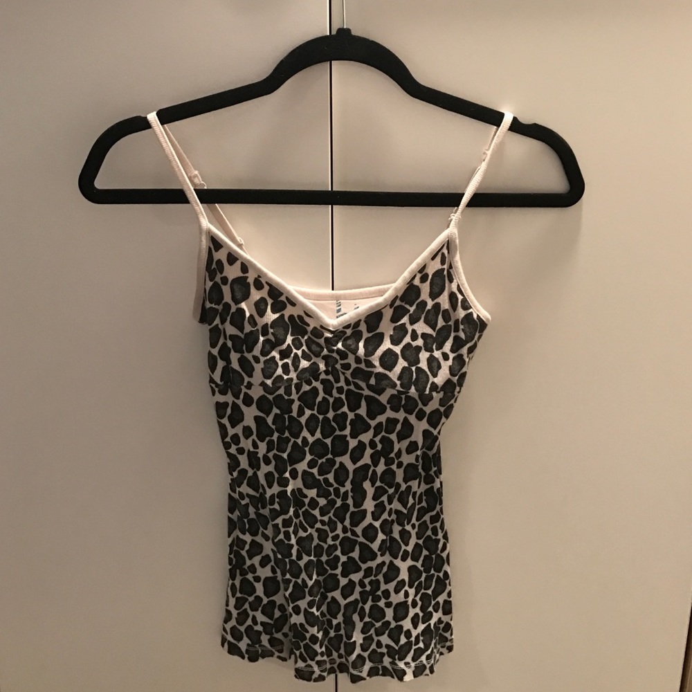 Cheetah tank top (b&w)