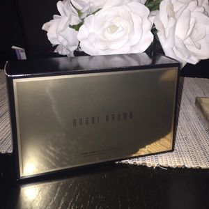 Bobbi Brown Party Picks NWT