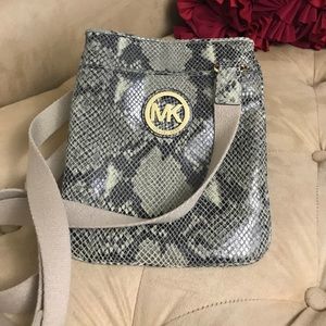 Michael Kors Crossbody
