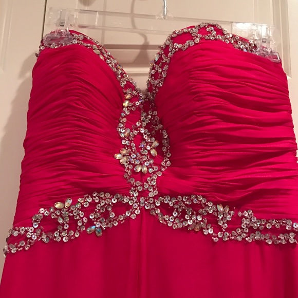 Prom Dress - Picture 2 of 4