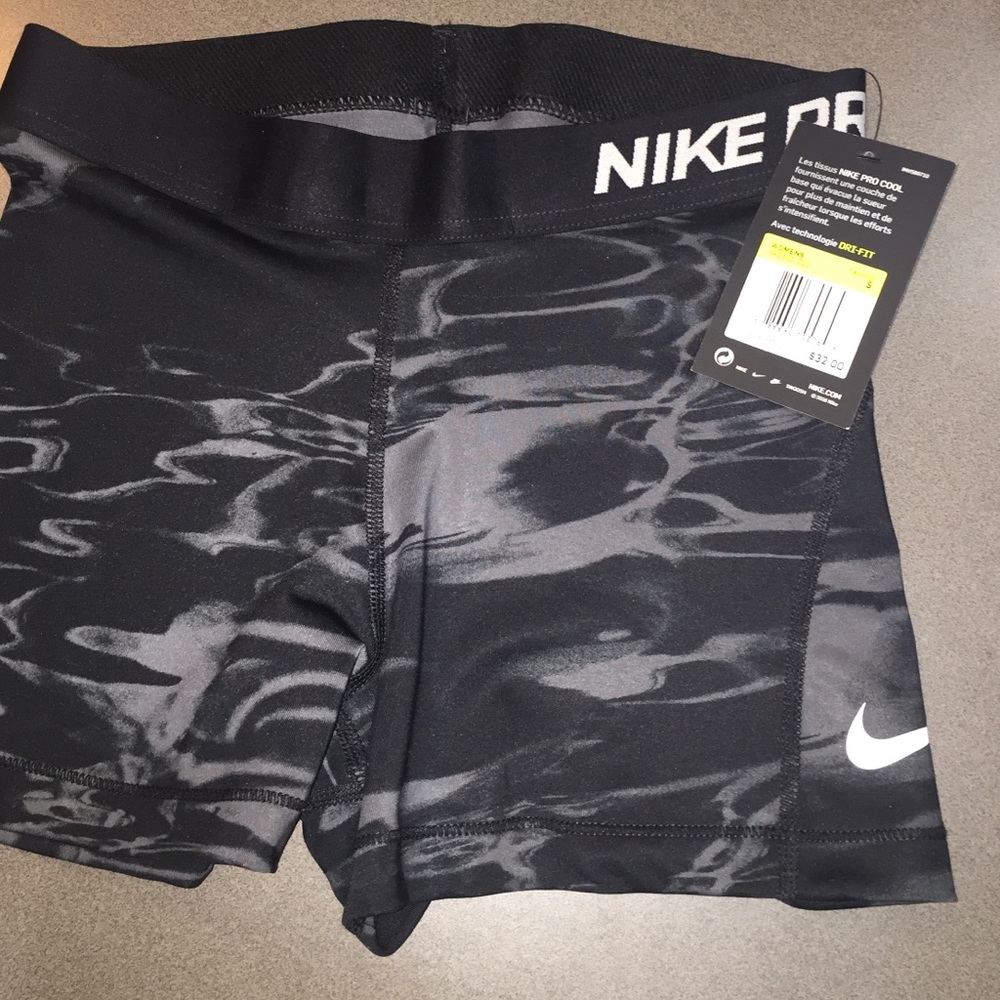 Nike Pro compression shorts NWT