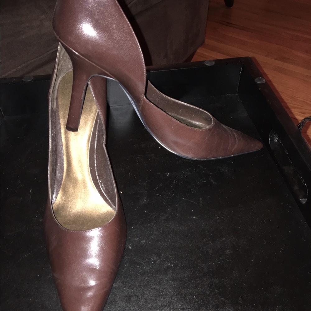 Brown Nine West pumps worn once