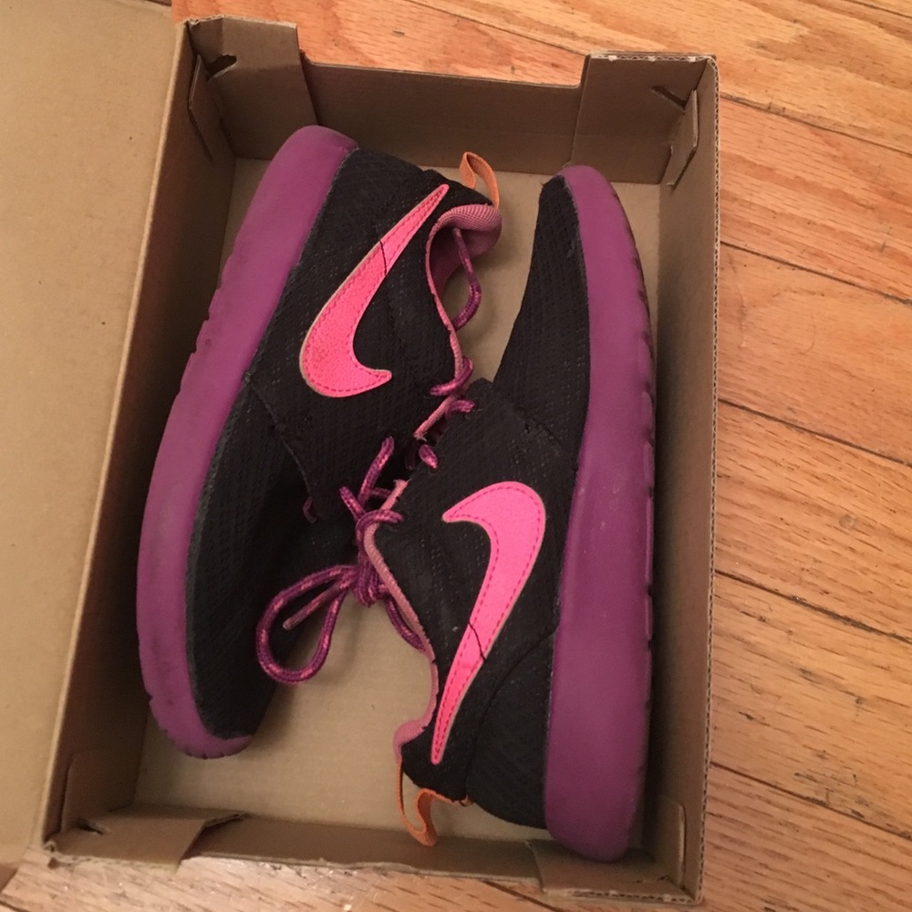 Nike shoes