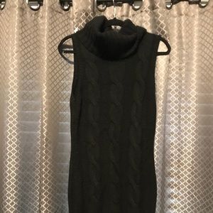 Sleeveless turtleneck dress
