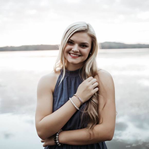 Meet your Posher, Tess - Picture 1 of 1