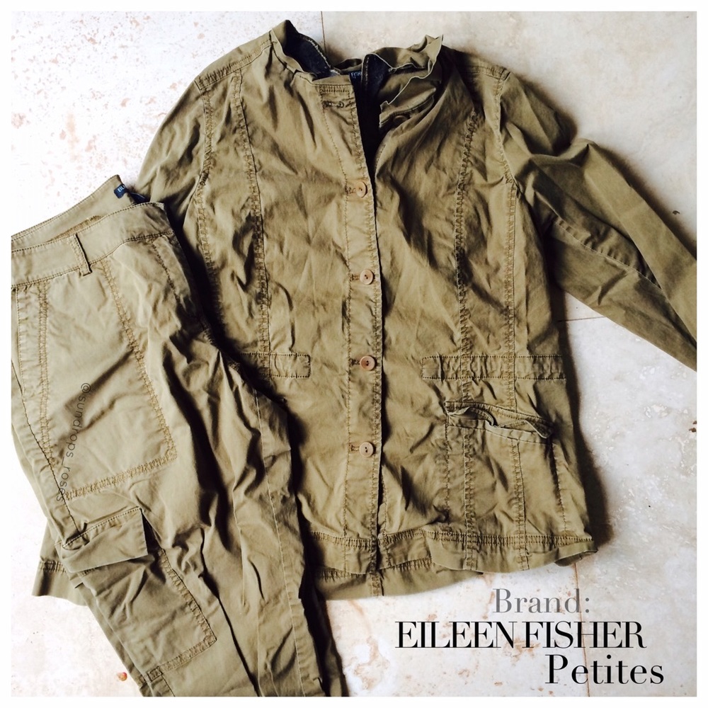 🌿Top of set. Army green jacket/top