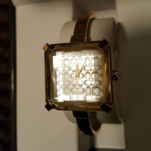 SOLD! Coach Watch - Picture 2 of 4