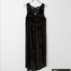 Coco + Jaimeson Velvet Vest