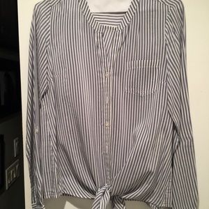 The Limited tie front shirt