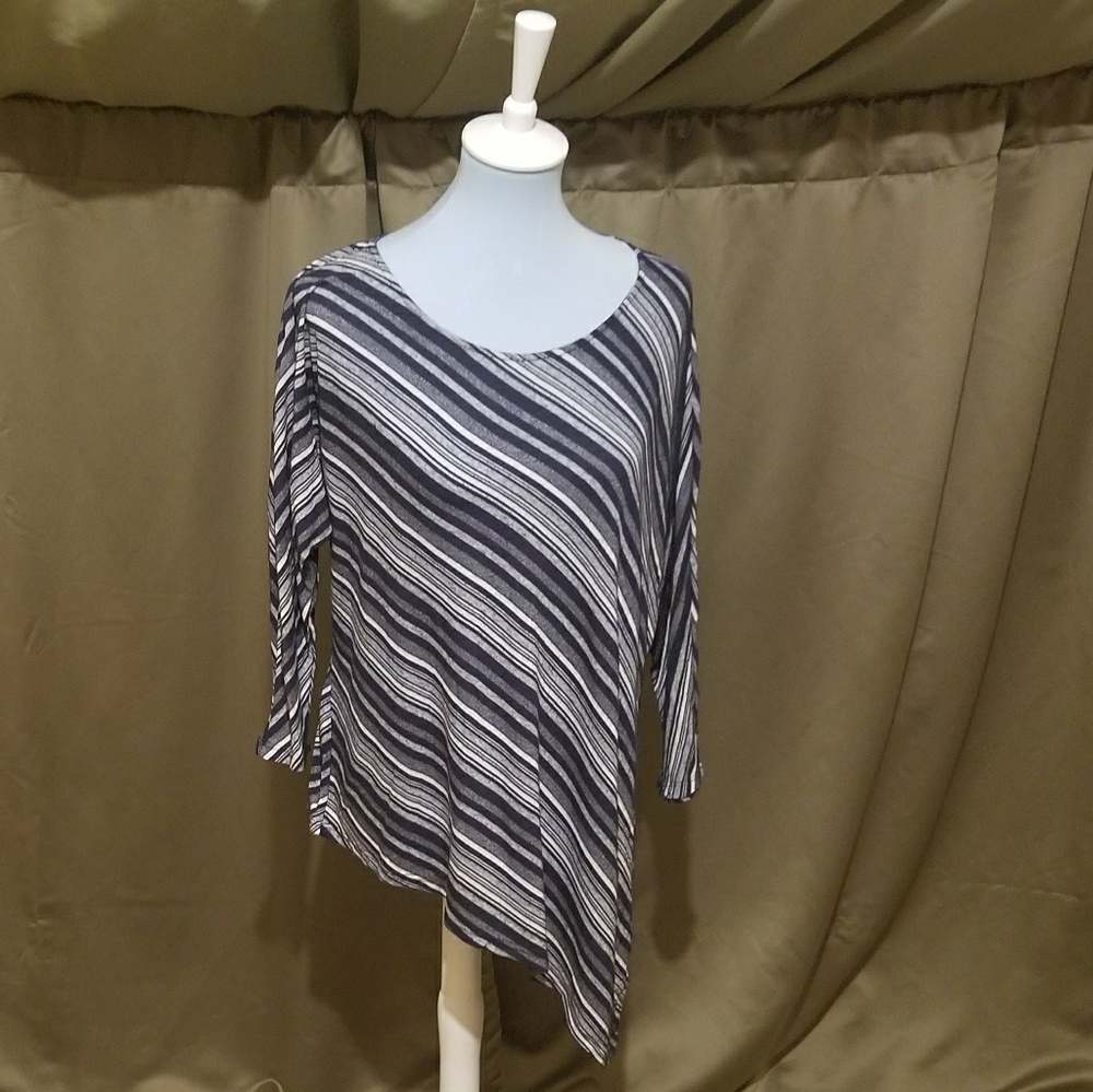 Dress Barn asymmetrical tunic, 3/4length sleeve
