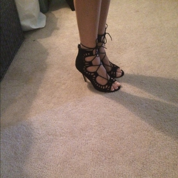 🎉SALE 🎉Shoemint Romy heel - Picture 2 of 4