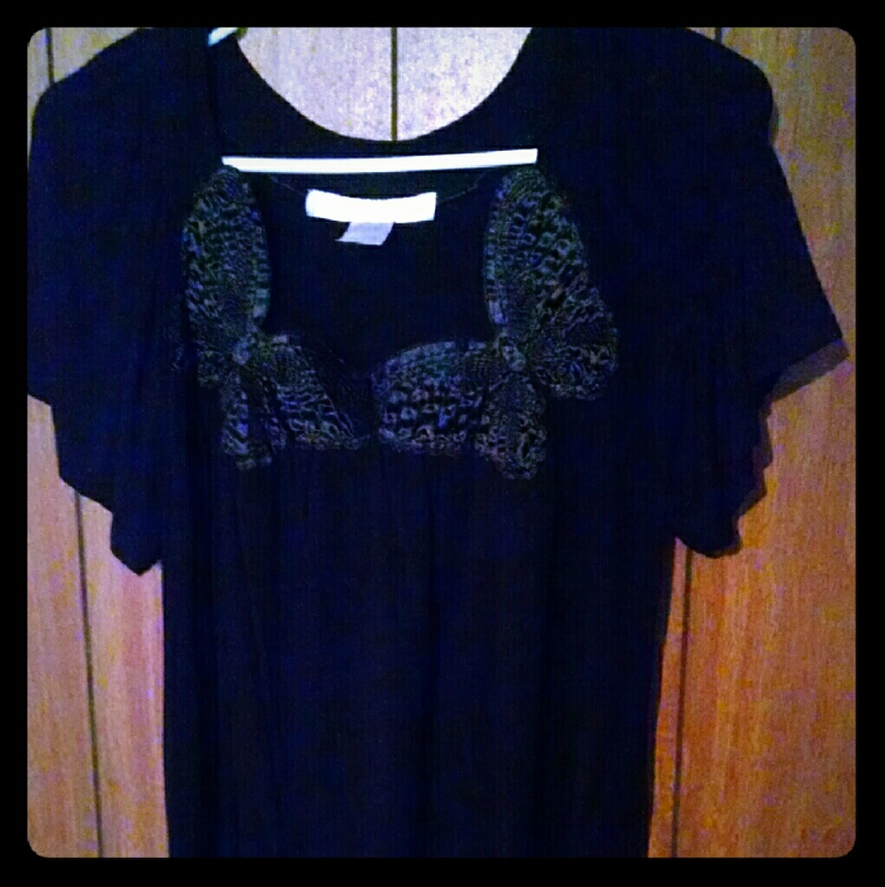 Black Women's shirt with butterfly patterns