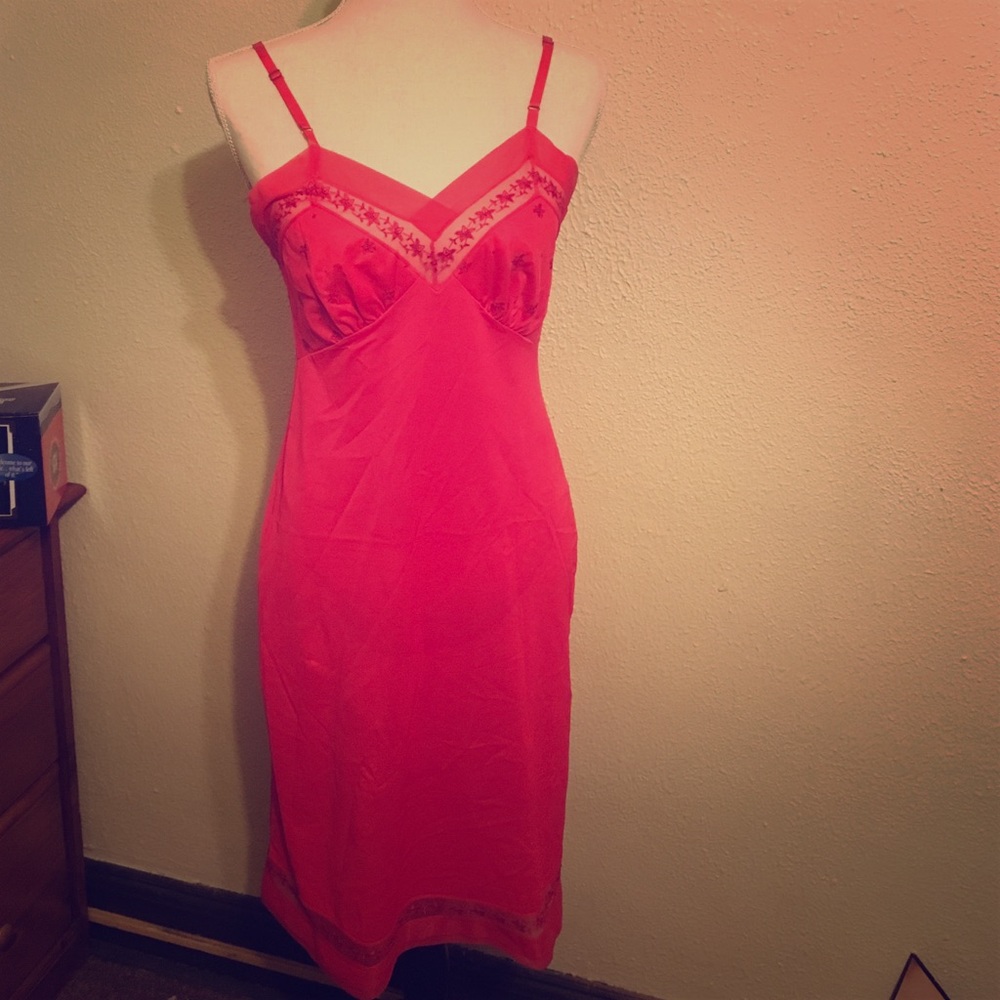 Vintage red slip size 34