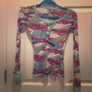 Groovy ribbed Henley 🌟🌈