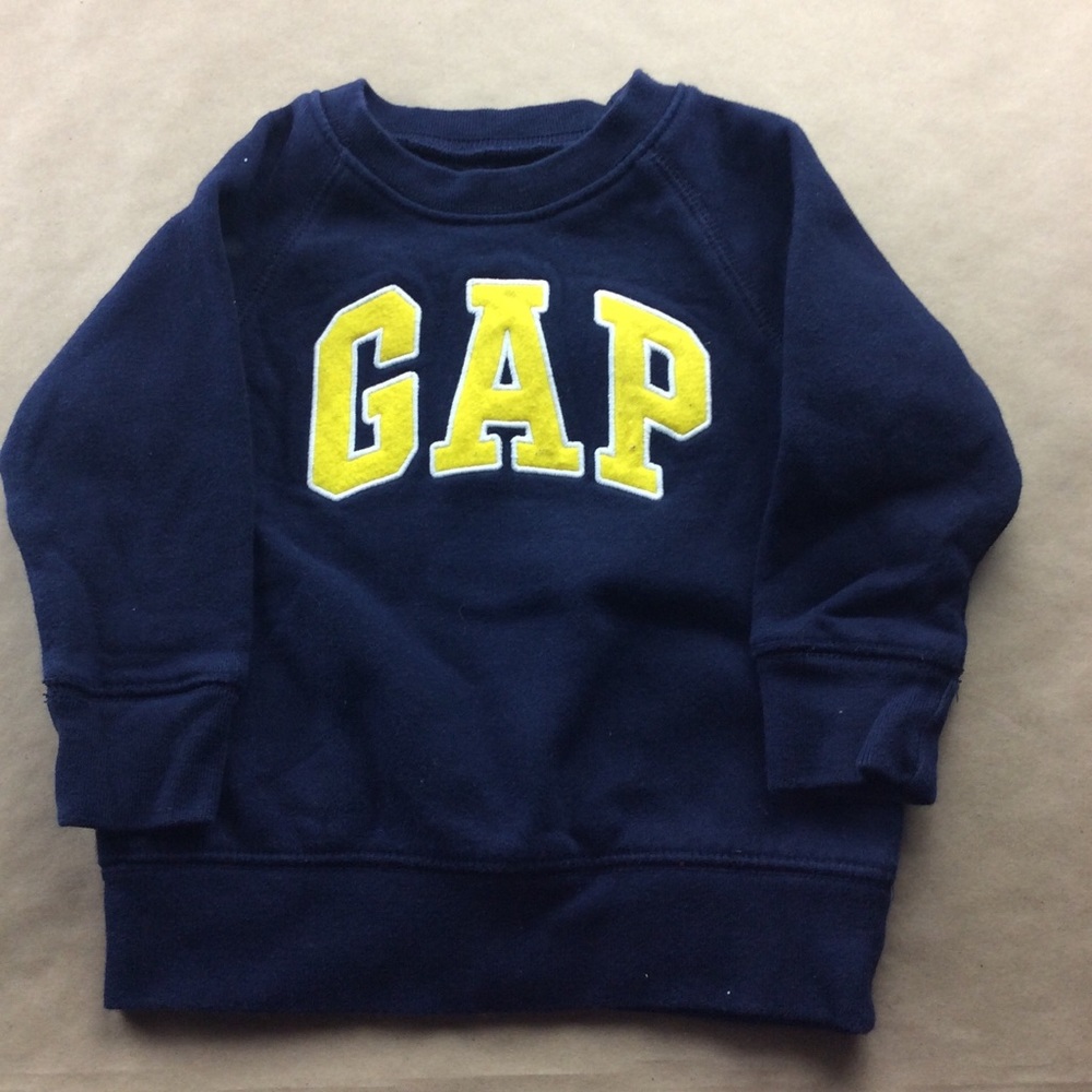 Classic Gap sweatshirt