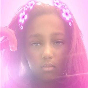 Meet your Posher, Anika