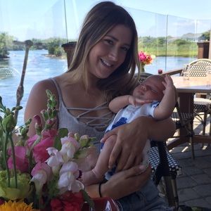 Meet your Posher, Eva