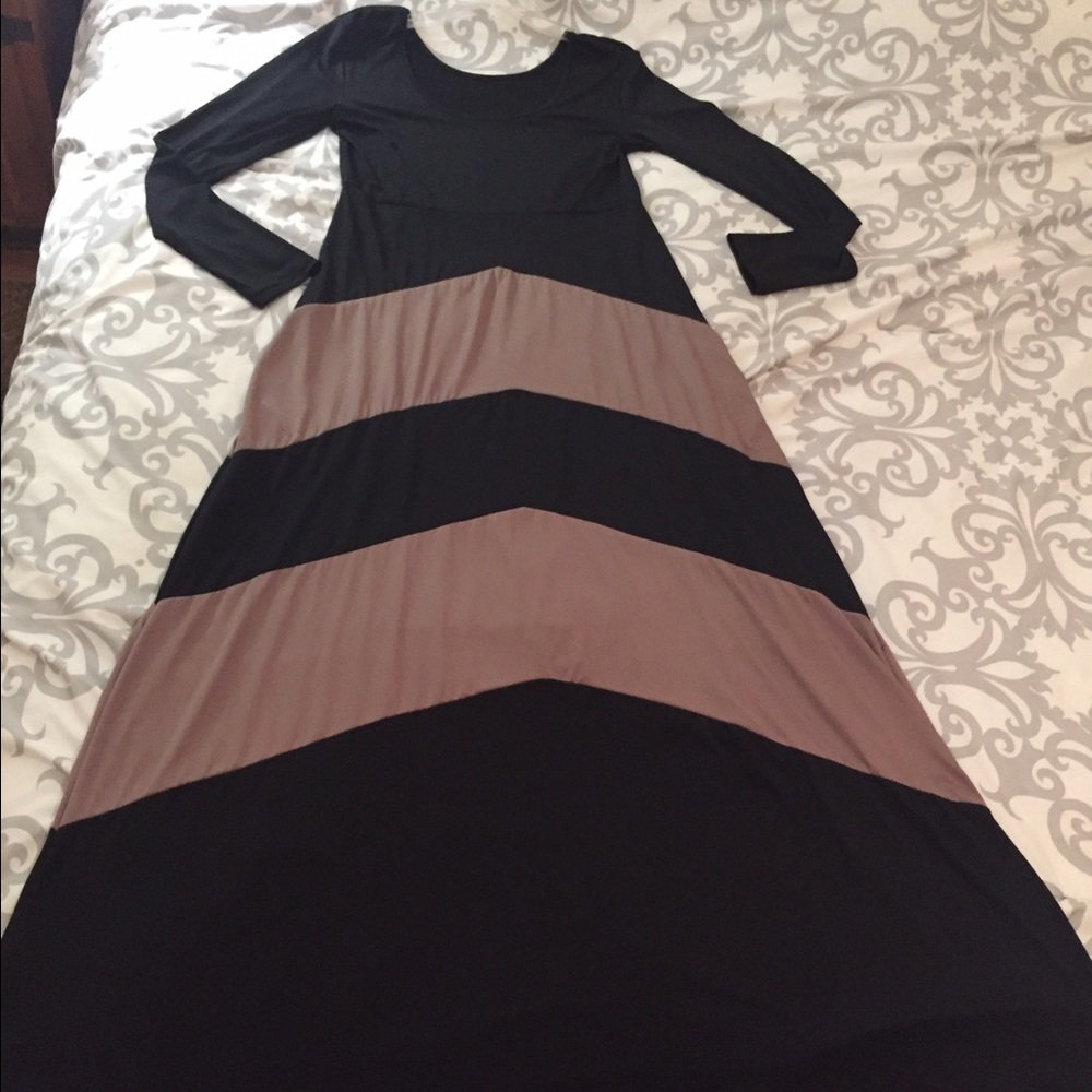 Long Black and Tan dress.