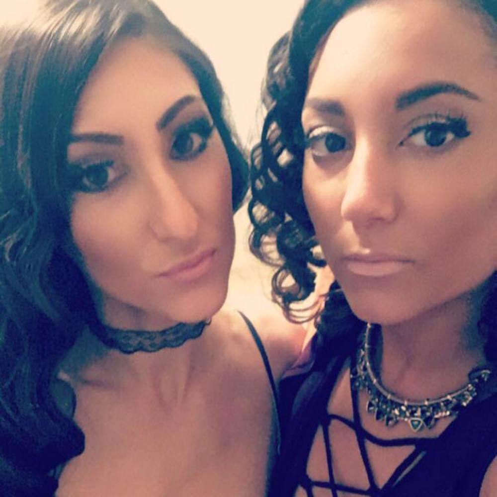 Meet your Posher, Nina