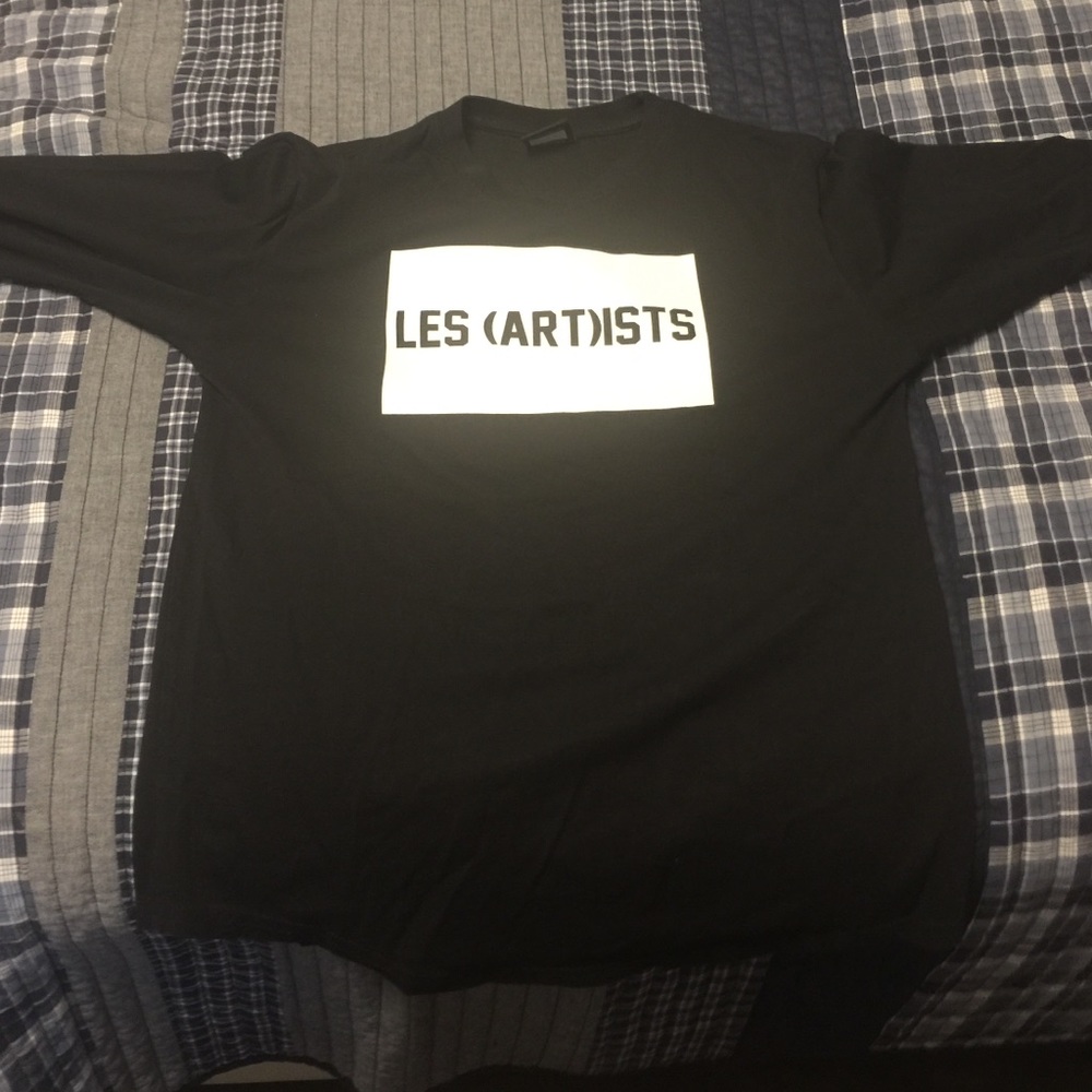 Les Artistes Medium Long Sleeve Shirt Worn 4x's