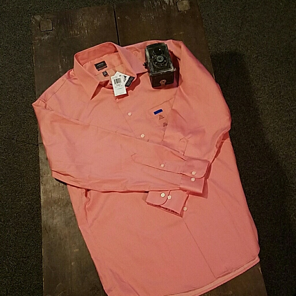Men's long sleeve dress shirt