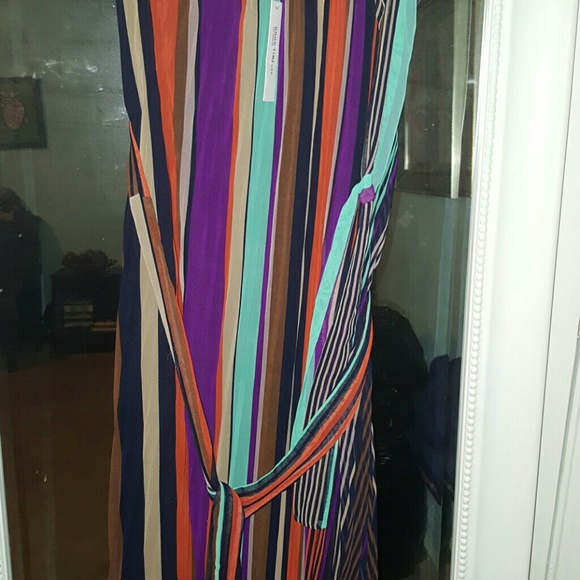 Colours - Picture 3 of 4