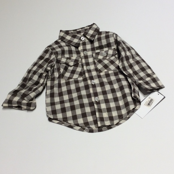 NWT Kenneth Cole 2 pc baby boy outfit 6-9 months - Picture 3 of 3