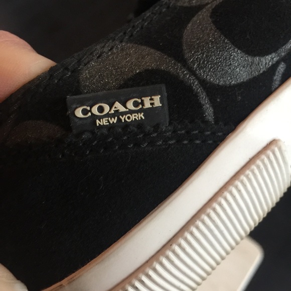 Shoes - Picture 4 of 4