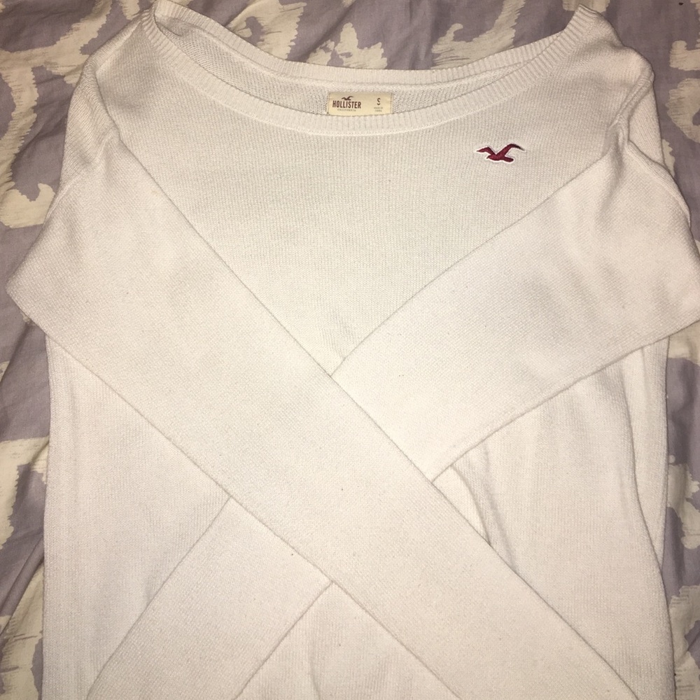 White Hollister Crew Neck Sweater