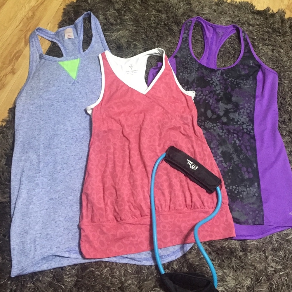 ❌SOLD❌Work out top bundle 💪🏼