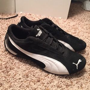 Puma sneakers