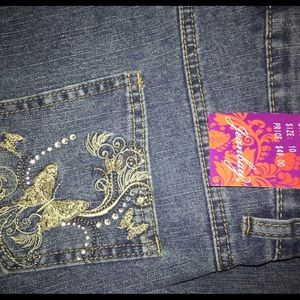 Beautiful Butterfly 🦋 pocket Capri Jeans