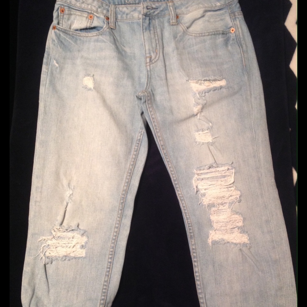 American Eagle cropped jeans