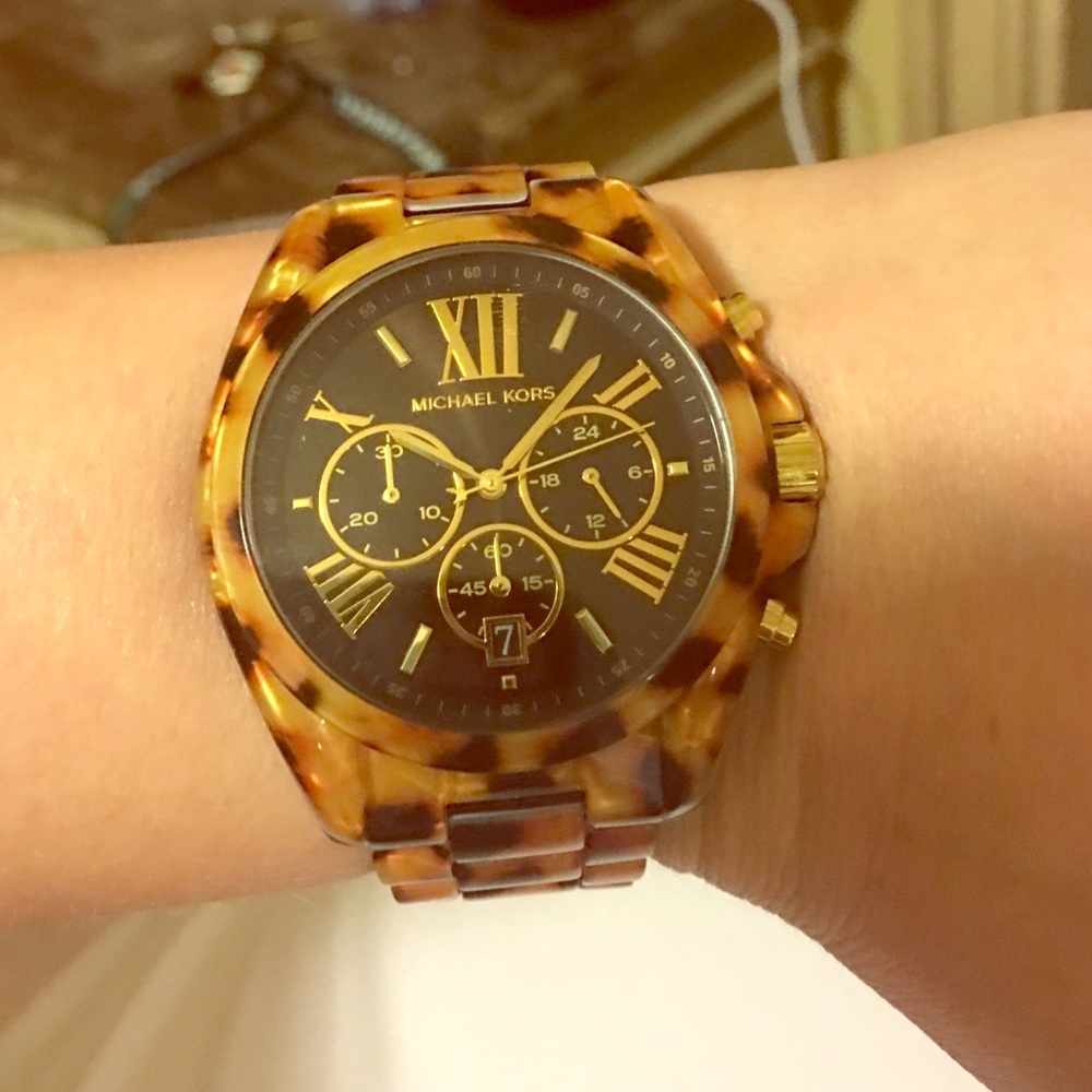 MK WATCH