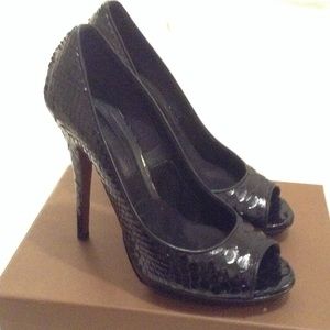 Burberry black snake textured heels