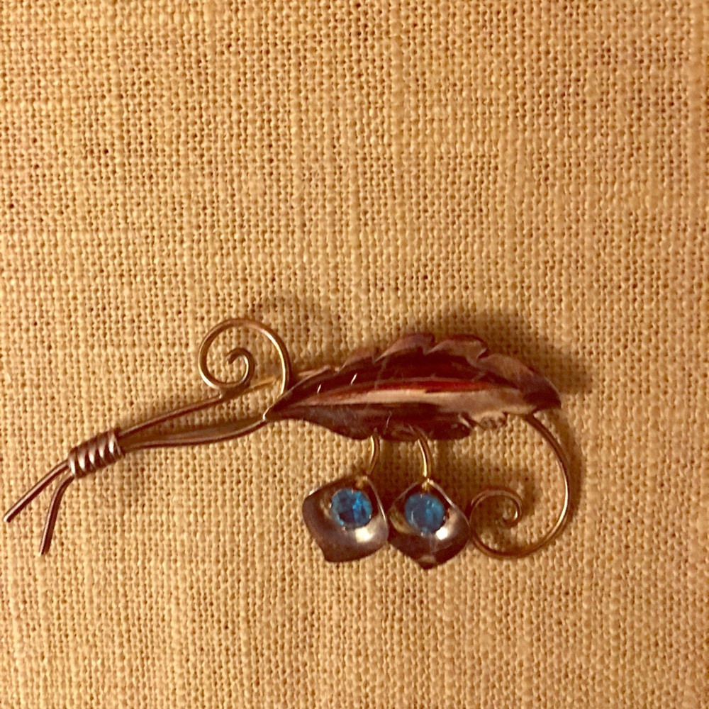 💋Killer Van Dell Vintage Brooch💙💙