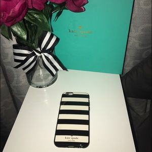 NEW Kate Spade iPhone6/6S Black/White Striped Case