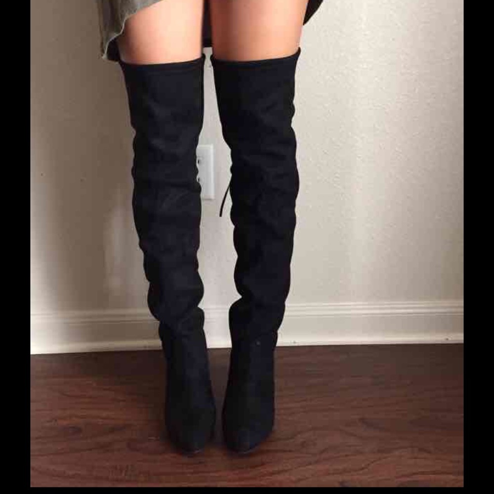 Gorgeous Over the knee Steve Madden