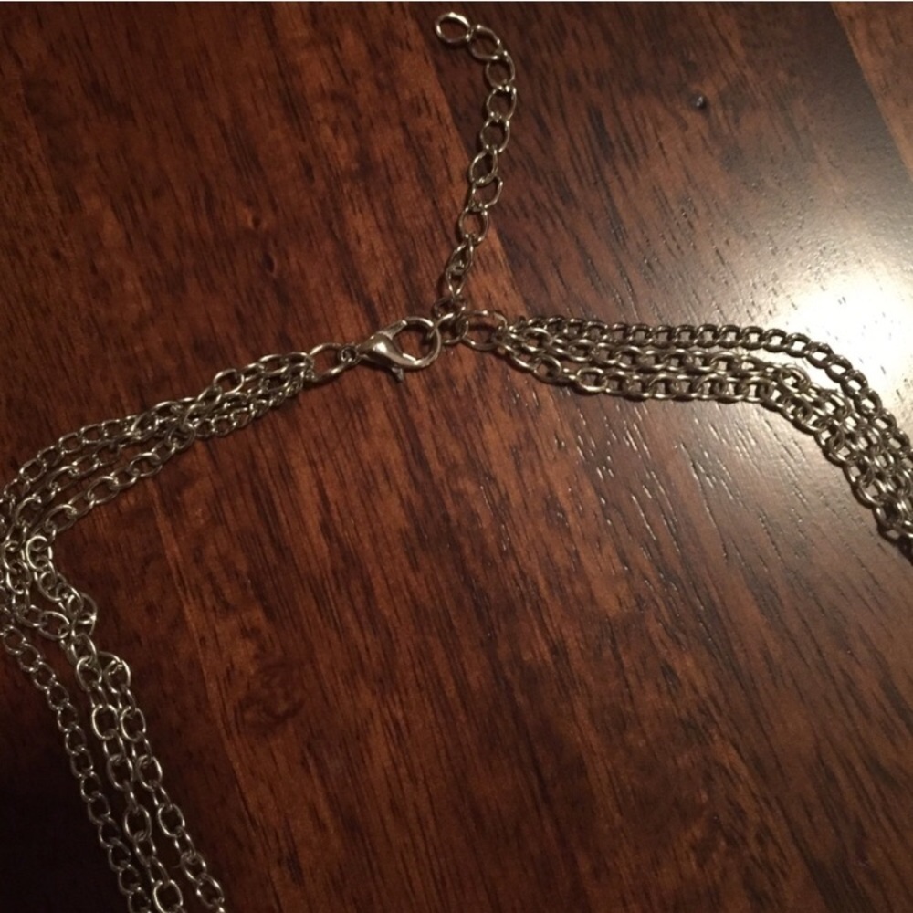• Silver & Turquoise Horn Necklace • - Picture 4 of 4
