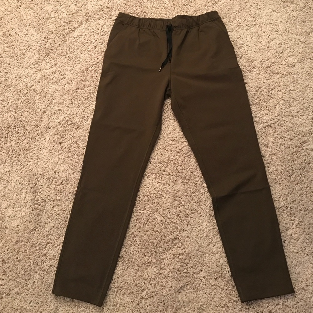 Lululemon Jet pants army green/ brown