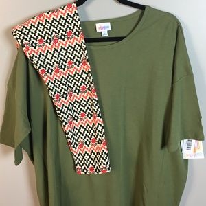 LuLaRoe Large Irma + TC Leggings