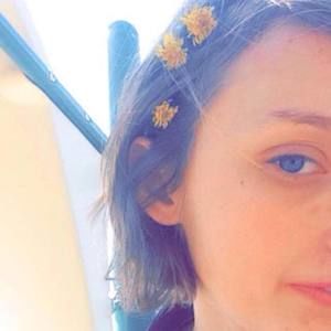 Meet your Posher, Kenzie