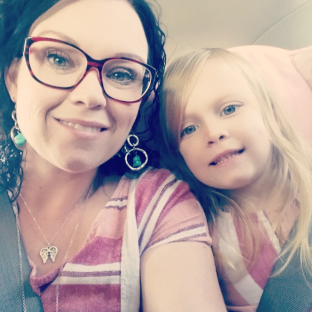 Meet your Posher, Kelly