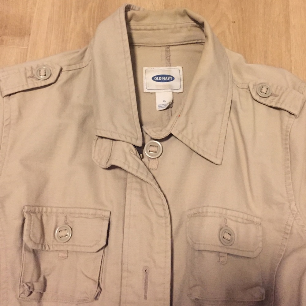 Beige jacket - Picture 2 of 3
