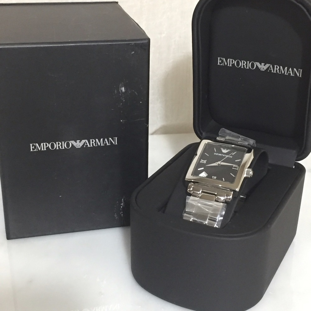 Emporia Armani Watch - Picture 1 of 3