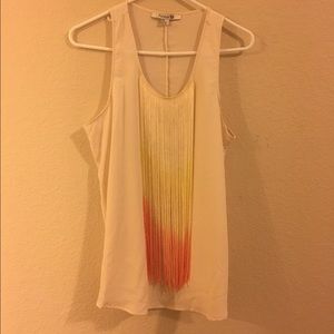 Fashionable Sleeveless Blouse | Great Condition